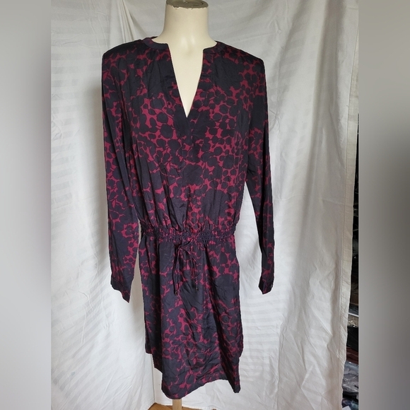 GAP Dresses & Skirts - GAP Black and Red Long Sleeve Dress, Size Medium